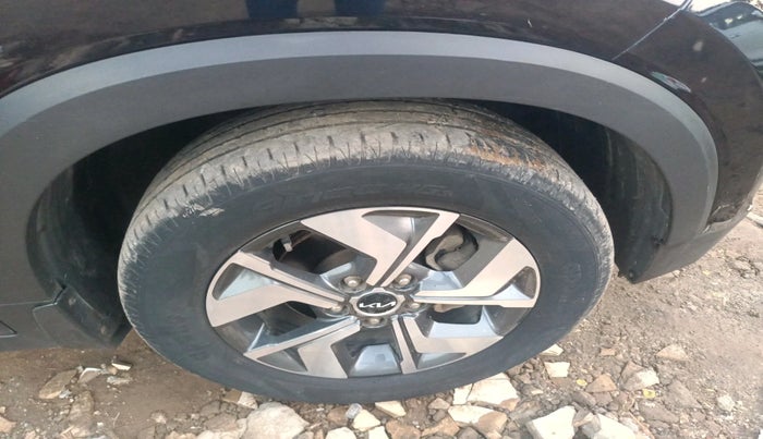 2021 KIA SONET HTX 1.0 IMT, Petrol, Manual, 63,706 km, tyre