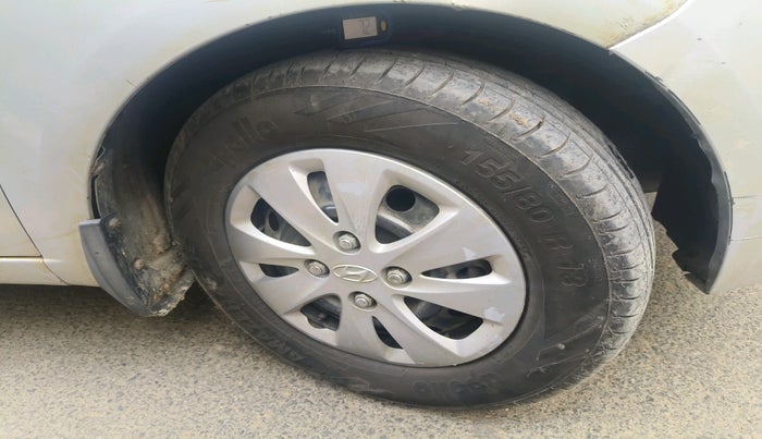 2013 Hyundai i10 SPORTZ 1.2, Petrol, Manual, 1,26,007 km, tyre