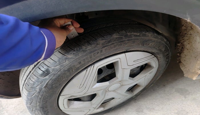 2025 Tata NEXON Smart Plus S 1.2 iCNG, Petrol, Manual, 15,175 km, tyre