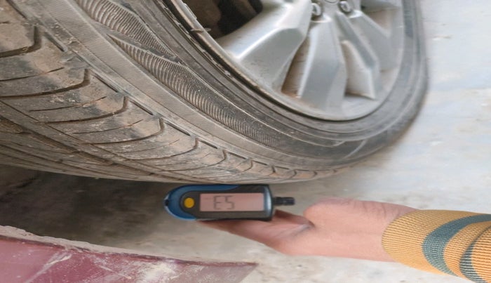 2012 Honda City 1.5L I-VTEC V MT SUNROOF, Petrol, Manual, 99,455 km, tyre