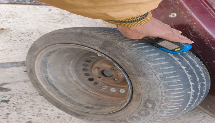 2012 Honda City 1.5L I-VTEC V MT SUNROOF, Petrol, Manual, 99,455 km, tyre