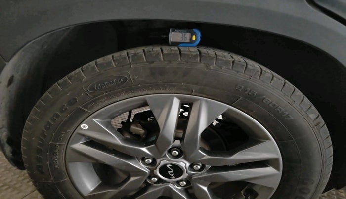 2023 KIA SELTOS HTX 1.5 CVT PETROL, Petrol, Automatic, 23,303 km, tyre