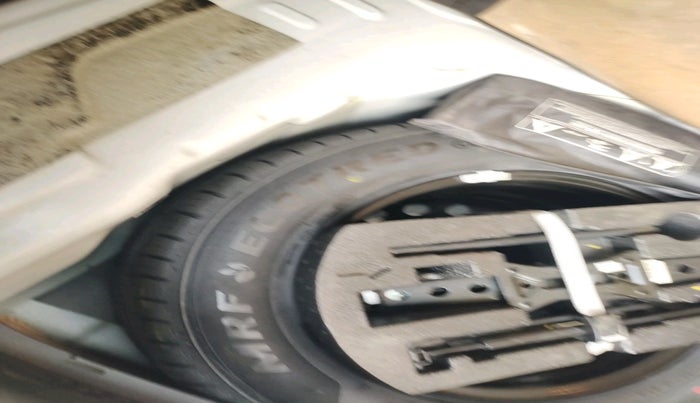 2023 Volkswagen TAIGUN TOPLINE 1.0 TSI AT, Petrol, Automatic, 54,144 km, tyre