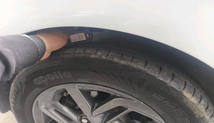 2020 Hyundai GRAND I10 NIOS SPORTZ 1.2 KAPPA VTVT CNG, Petrol, Manual, 65,255 km, tyre