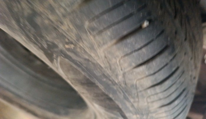 2016 Mahindra XUV500 W10 AWD AT, Diesel, Automatic, 97,578 km, tyre