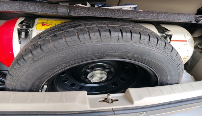 2020 Maruti Celerio VXI (O) CNG, Petrol, Manual, 96,537 km, tyre