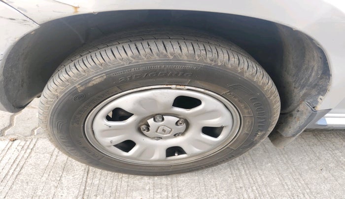 2014 Renault Duster 110 PS RXZ DIESEL, Diesel, Manual, 1,25,223 km, tyre