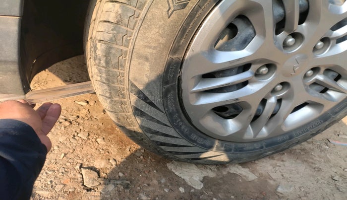 2022 KIA CARENS PRESTIGE 1.5 PETROL 7 STR, Petrol, Manual, 7,291 km, tyre