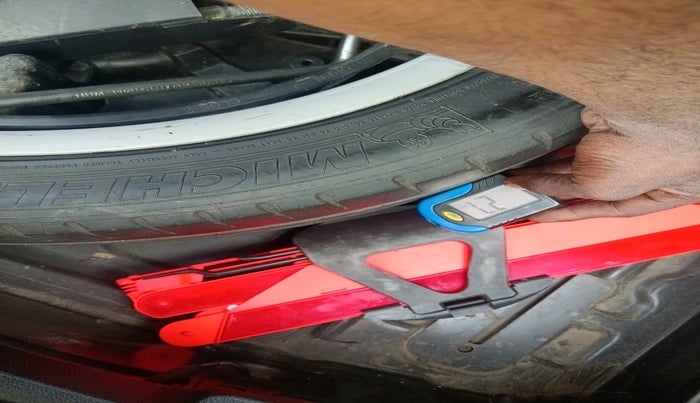 2012 Mercedes Benz C Class 200 CGI AVANTGARDE, Petrol, Automatic, 84,324 km, tyre