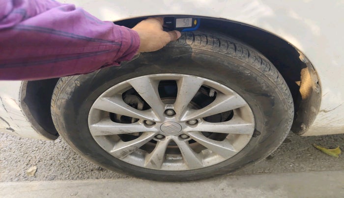 2013 Maruti Ertiga ZDI, Diesel, Manual, 72,731 km, tyre