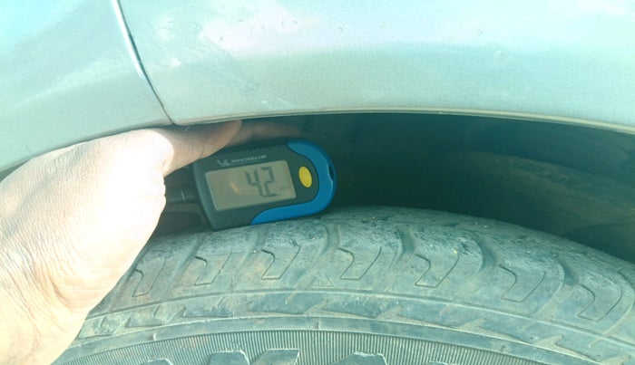 2011 Chevrolet Spark LT 1.0 LPG, Petrol, Manual, 56,431 km, tyre