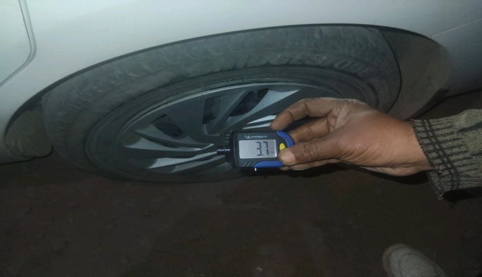 2024 Maruti Ertiga VXi (O), Petrol, Manual, 41,122 km, tyre