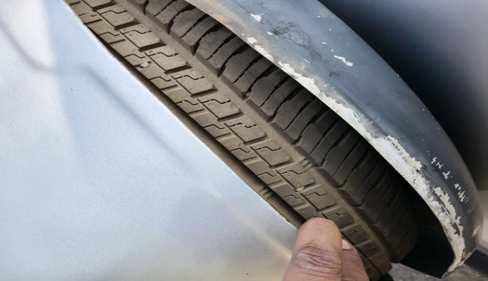 2016 Ford Ecosport TREND 1.5L DIESEL, Diesel, Manual, 1,12,250 km, tyre