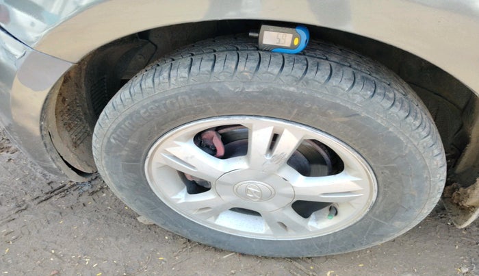 2011 Hyundai i20 ASTA 1.2, Petrol, Manual, 1,10,145 km, tyre