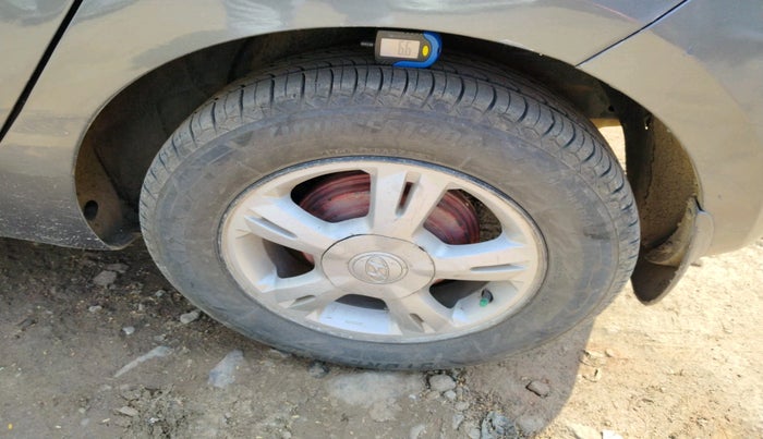 2011 Hyundai i20 ASTA 1.2, Petrol, Manual, 1,10,145 km, tyre