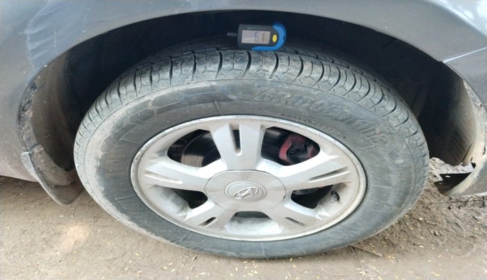 2011 Hyundai i20 ASTA 1.2, Petrol, Manual, 1,10,145 km, tyre