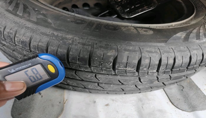 2024 Hyundai AURA SX 1.2 CNG, Petrol, Manual, 32,849 km, tyre