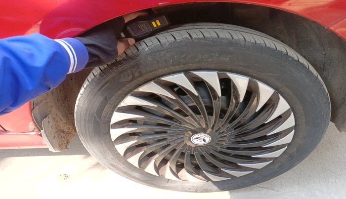 2017 Tata Tiago WIZZ EDITION DIESEL, Diesel, Manual, 68,378 km, tyre