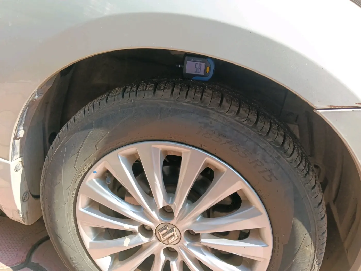 2017 Maruti Ciaz DELTA DIESEL 1.3, Diesel, Manual, 62,900 km, tyre