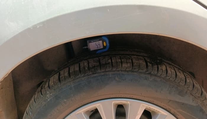 2017 Maruti Ciaz DELTA DIESEL 1.3, Diesel, Manual, 62,900 km, tyre