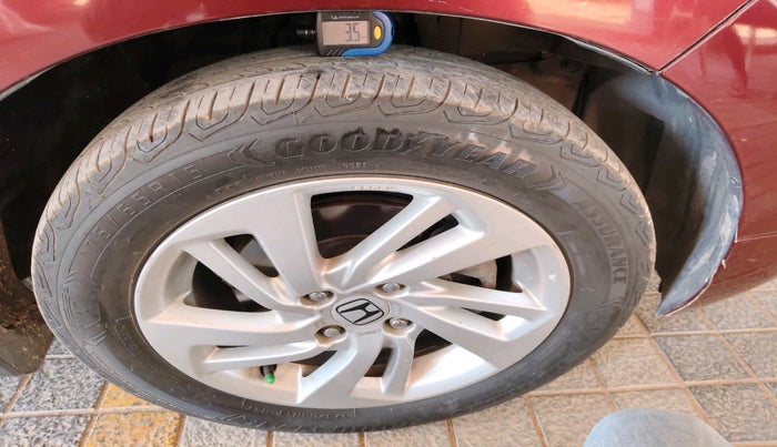 2016 Honda Jazz 1.2L I-VTEC V AT, Petrol, Automatic, 79,852 km, tyre