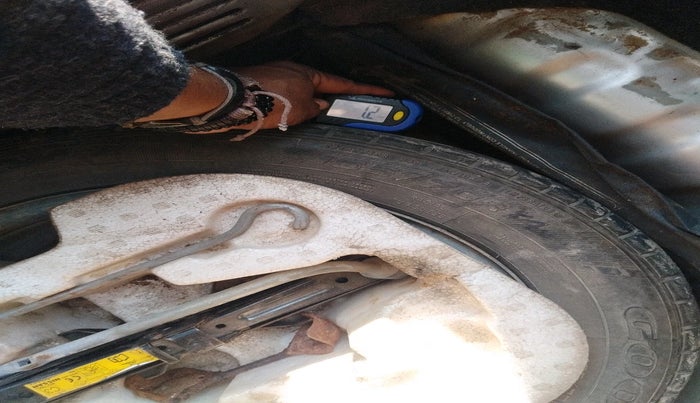 2015 Nissan Micra XV PETROL, Petrol, Manual, 13,098 km, tyre