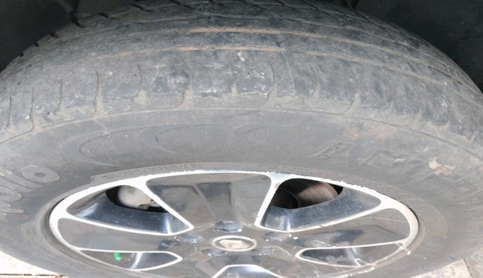 2016 Renault Duster 110 PS RXZ 4X2 AMT DIESEL, Diesel, Automatic, 1,14,902 km, tyre