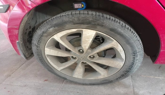 2015 Hyundai Elite i20 SPORTZ 1.2 (O), Petrol, Manual, 59,161 km, tyre