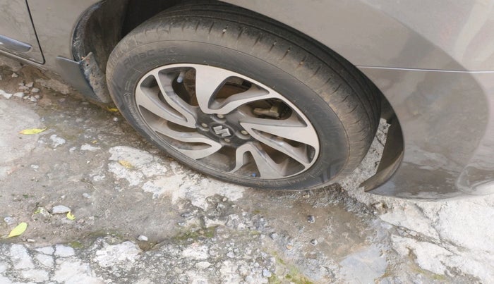 2019 Maruti Baleno ZETA PETROL 1.2, Petrol, Manual, 28,082 km, tyre