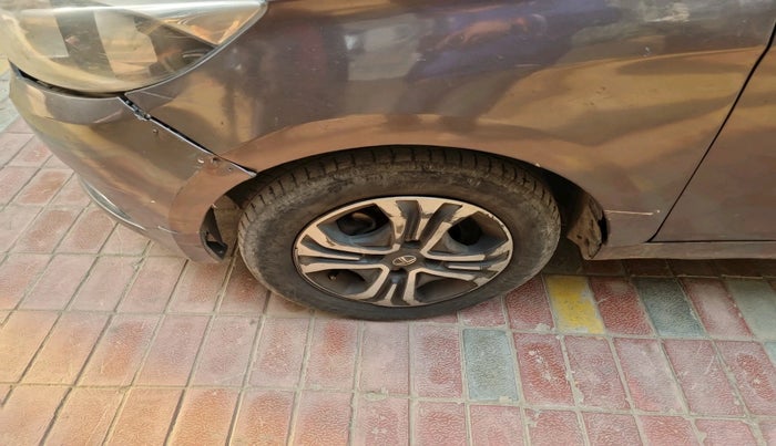 2019 Tata Tiago XZ PETROL, Petrol, Manual, 1,18,640 km, tyre