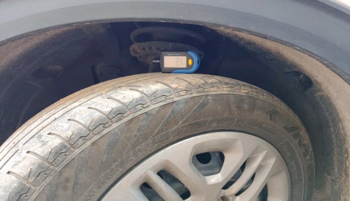 2024 KIA CARENS PRESTIGE 1.5 PETROL 7 STR, Petrol, Manual, 29,098 km, tyre