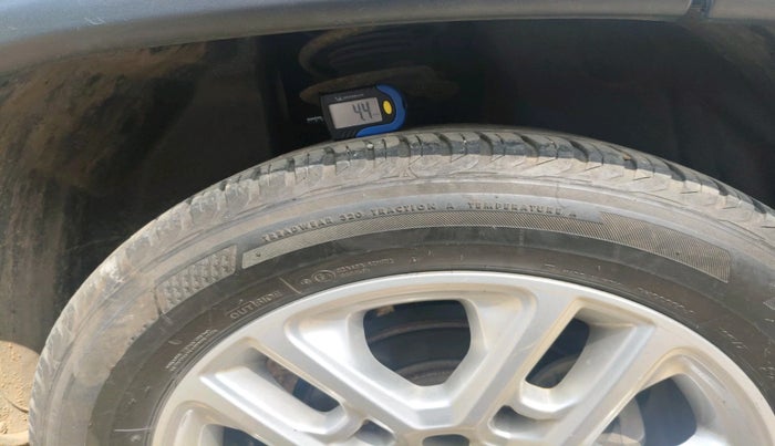 2019 Jeep Compass LIMITED 2.0 DIESEL, Diesel, Manual, 1,70,808 km, tyre