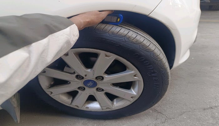 2011 Ford Fiesta TITANIUM DIESEL, Diesel, Manual, 63,950 km, tyre