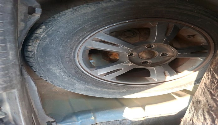 2011 Hyundai i20 SPORTZ 1.2, Petrol, Manual, 84,867 km, tyre