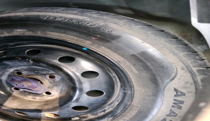 2018 Maruti Swift VXI, Petrol, Manual, 84,154 km, tyre