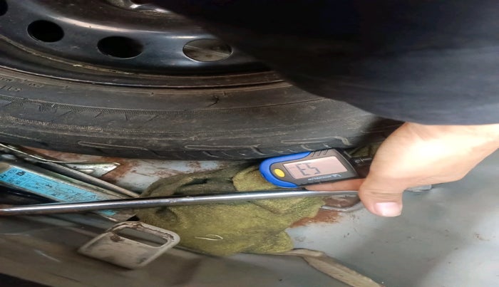 2017 Hyundai Grand i10 MAGNA U2 1.2 CRDI, Diesel, Manual, 99,583 km, tyre