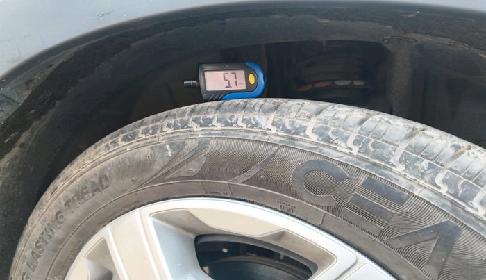 2019 Renault TRIBER RXZ, Petrol, Manual, 45,349 km, tyre