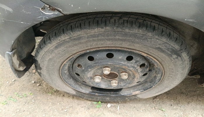 2011 Hyundai i10 SPORTZ 1.2, Petrol, Manual, 95,000 km, tyre