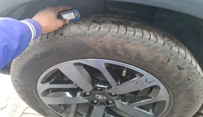 2022 Tata Safari XZA PLUS, Diesel, Automatic, 54,473 km, tyre