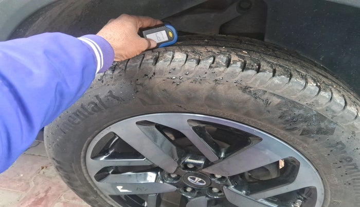 2022 Tata Safari XZA PLUS, Diesel, Automatic, 54,473 km, tyre