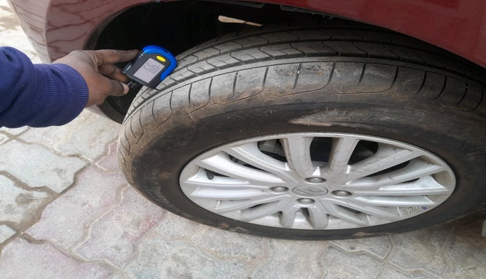 2018 Maruti Dzire ZXI AMT, Petrol, Automatic, 28,299 km, tyre