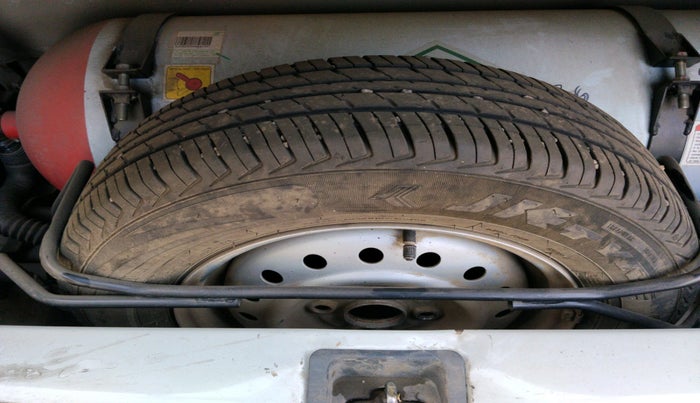 2020 Maruti New Wagon-R LXI CNG 1.0, Petrol, Manual, 1,65,038 km, tyre