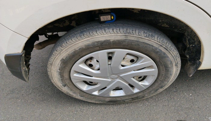 2020 Maruti New Wagon-R LXI CNG 1.0, Petrol, Manual, 1,65,038 km, tyre