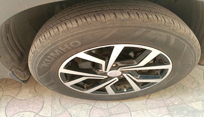 2020 Hyundai Creta S 1.5 PETROL, Petrol, Manual, 26,752 km, tyre