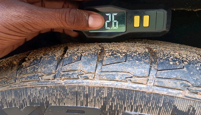 2023 KIA CARENS PRESTIGE 1.5 PETROL 7 STR, Petrol, Manual, 45,568 km, tyre