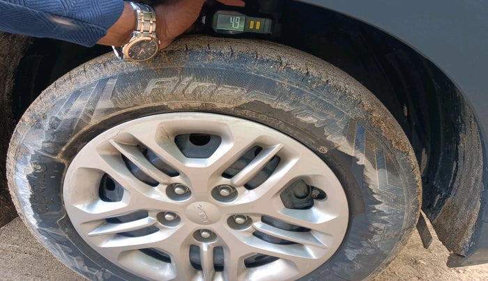 2023 KIA CARENS PRESTIGE 1.5 PETROL 7 STR, Petrol, Manual, 45,568 km, tyre