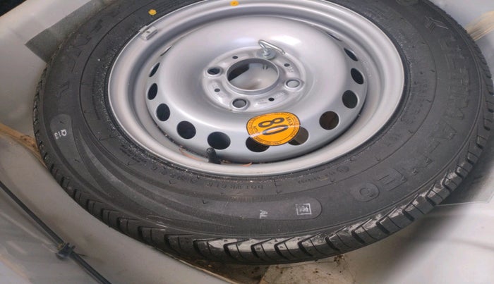 2022 Tata Tiago XE PETROL, Petrol, Manual, 28,401 km, tyre