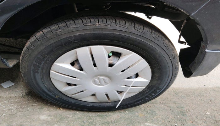 2014 Maruti Alto 800 LXI, Petrol, Manual, 7,451 km, tyre