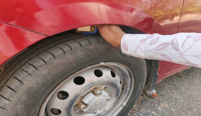 2018 Hyundai Eon ERA +, Petrol, Manual, 1,13,260 km, tyre