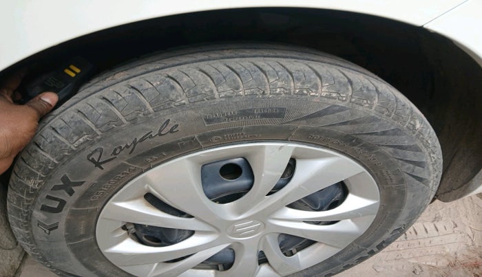 2023 Maruti Swift VXI, Petrol, Manual, 63,011 km, tyre